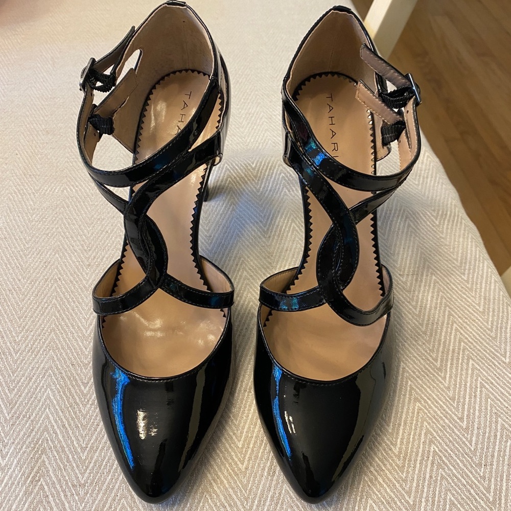 Tahari patent leather heels